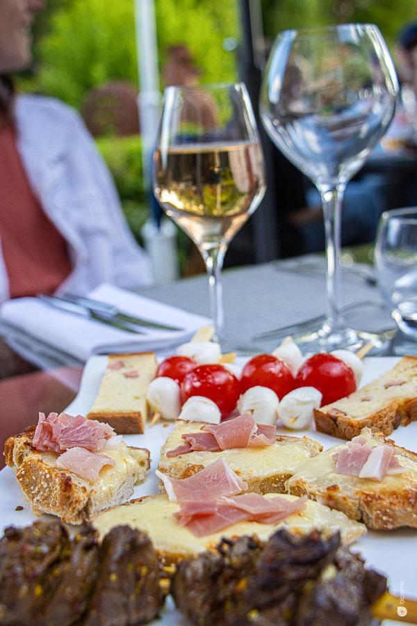 Logis Hotel & Restaurant - Le Relais De Montigny Montigny  المظهر الخارجي الصورة